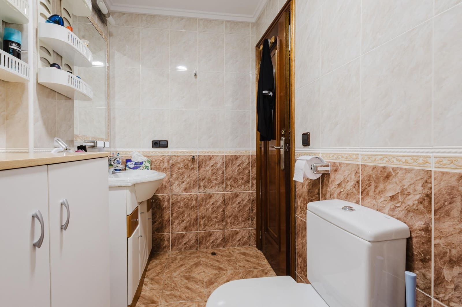 3 soveværelse Lejlighed til salg i Torrevieja med swimmingpool - € 239.000 (Ref: 9908058)