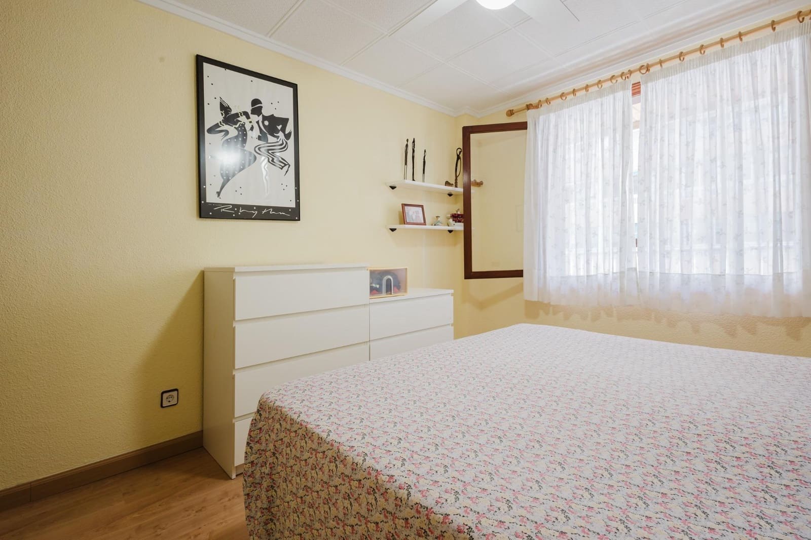 3 soveværelse Lejlighed til salg i Torrevieja med swimmingpool - € 239.000 (Ref: 9908058)