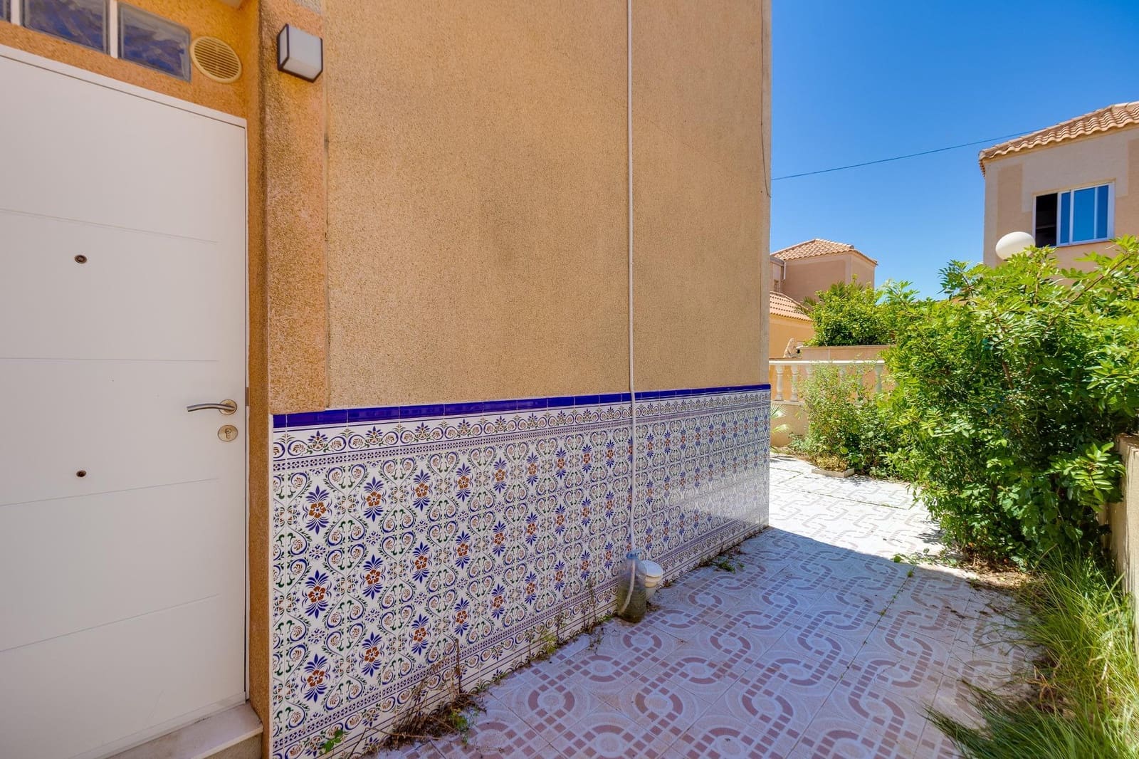 3 camera da letto Villetta a Schiera in vendita in Torrevieja con piscina - 175.000 € (Rif: 9908059)