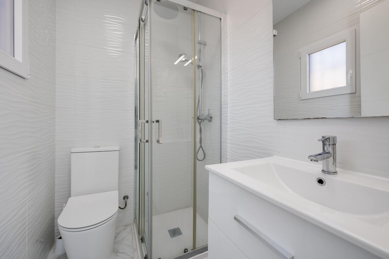 3 camera da letto Villetta a Schiera in vendita in Torrevieja con piscina - 175.000 € (Rif: 9908059)