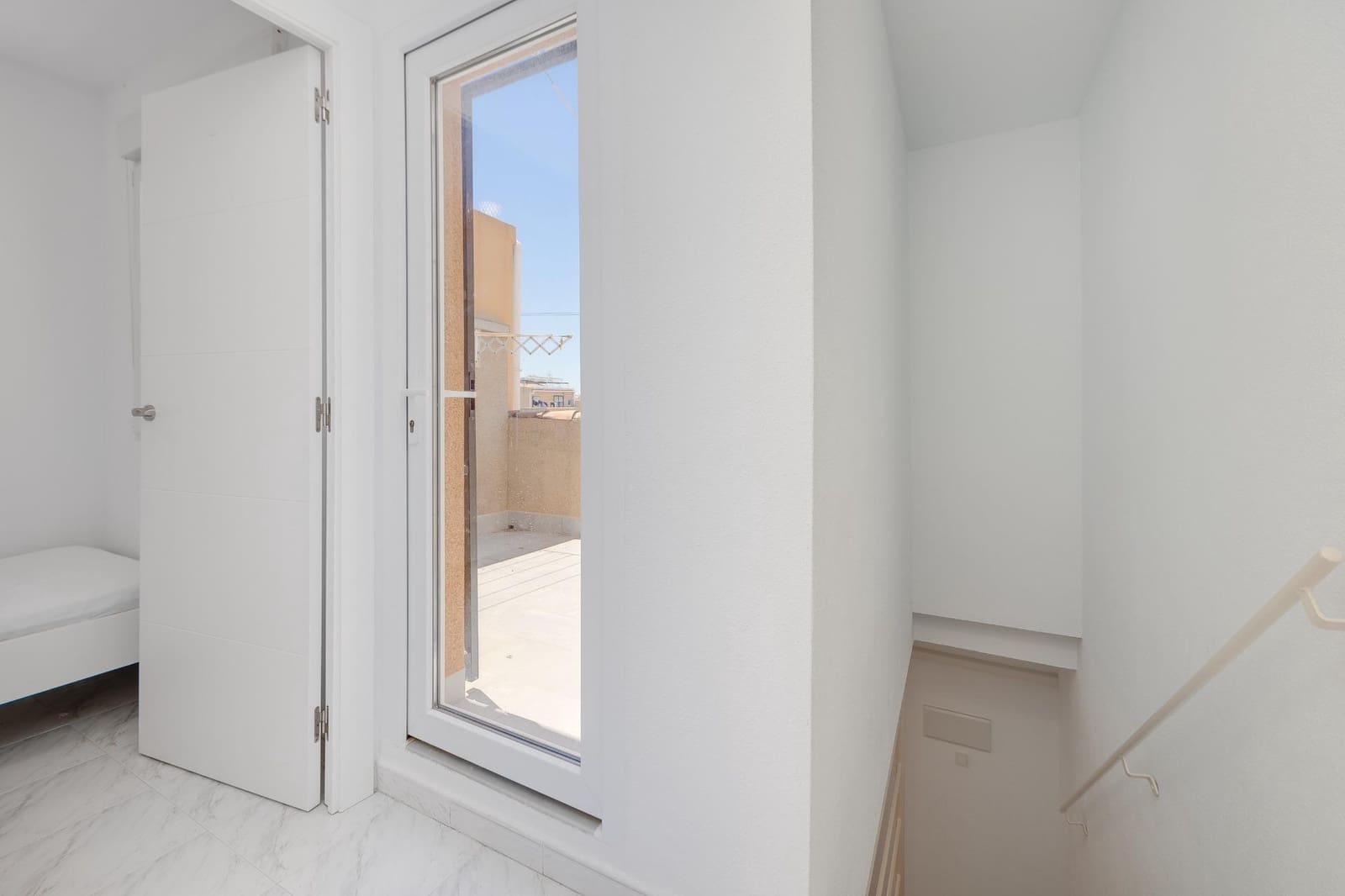 3 camera da letto Villetta a Schiera in vendita in Torrevieja con piscina - 175.000 € (Rif: 9908059)