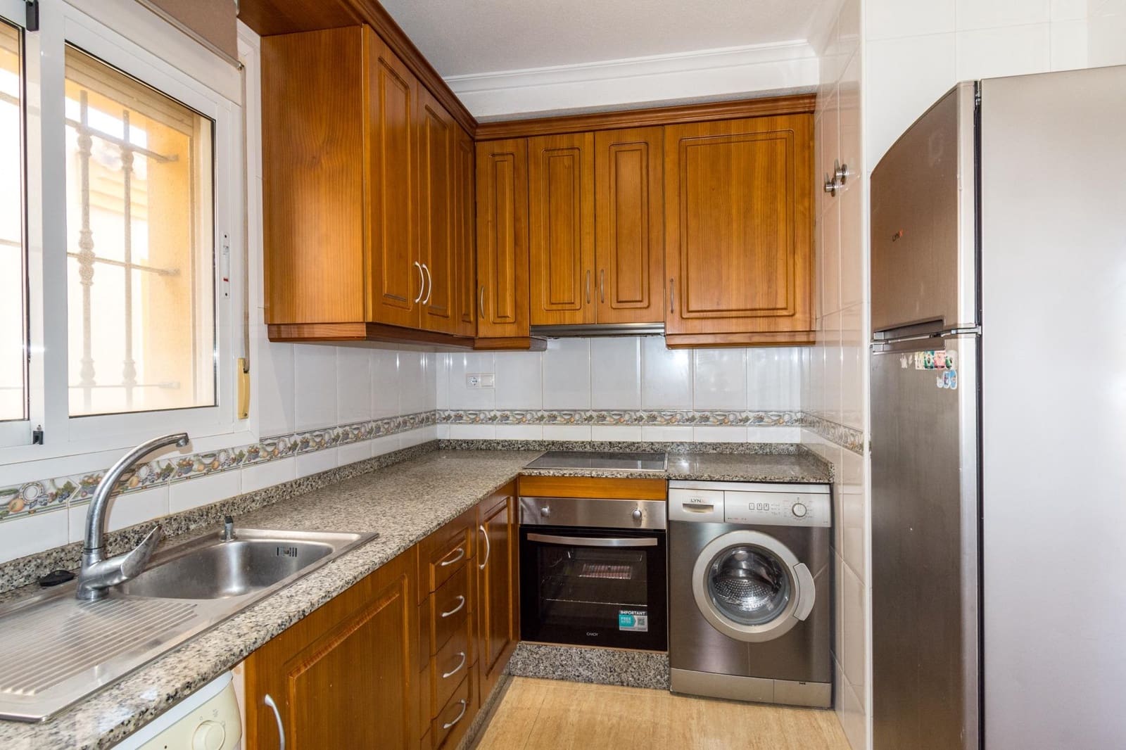 3 bedroom Villa for sale in Los Montesinos with pool - € 210,000 (Ref: 9927440)