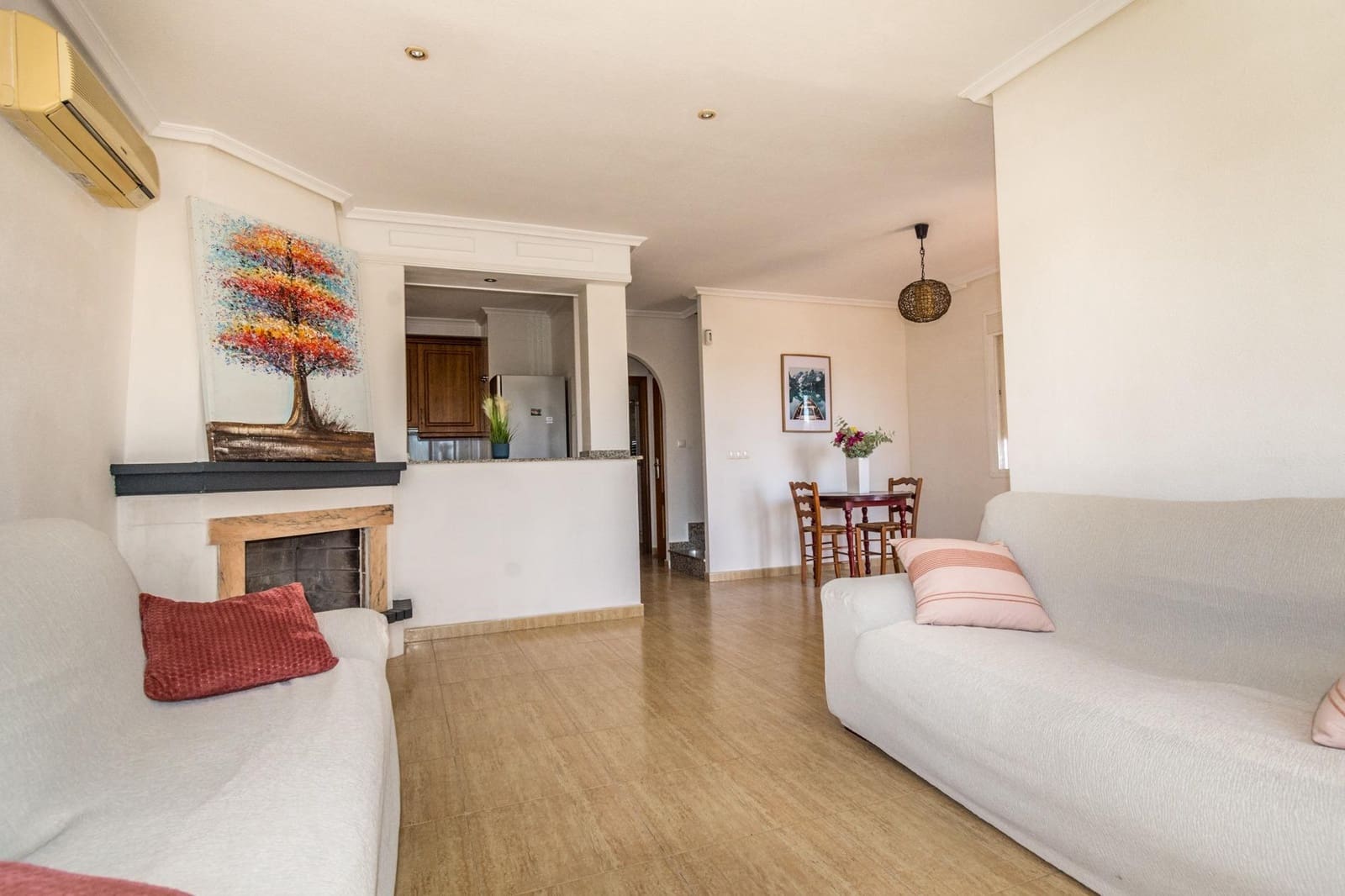 3 bedroom Villa for sale in Los Montesinos with pool - € 210,000 (Ref: 9927440)