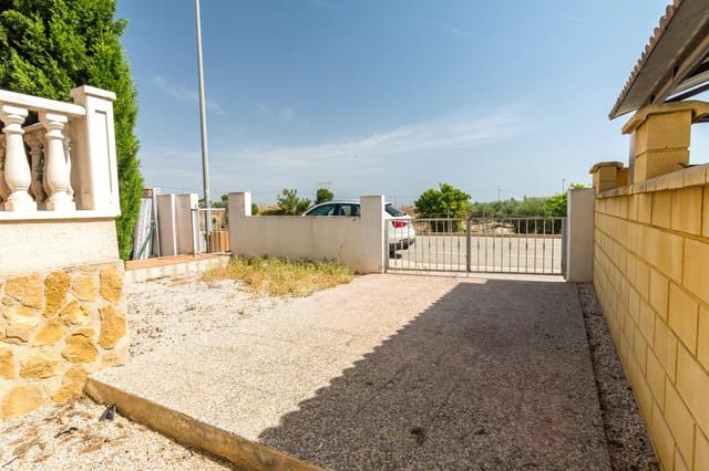 3 soveværelse Villa til salg i Los Montesinos med swimmingpool - € 210.000 (Ref: 9927440)