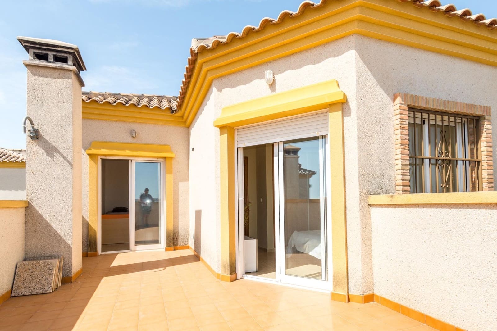 3 bedroom Villa for sale in Los Montesinos with pool - € 210,000 (Ref: 9927440)