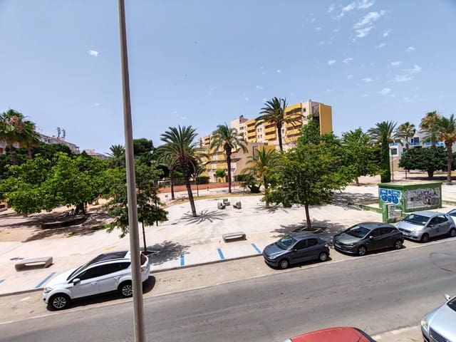 2 quarto Apartamento para venda em Avenida Habaneras - Curva de Palangre, Torrevieja com piscina - 124 900 € (Ref: 9929433)