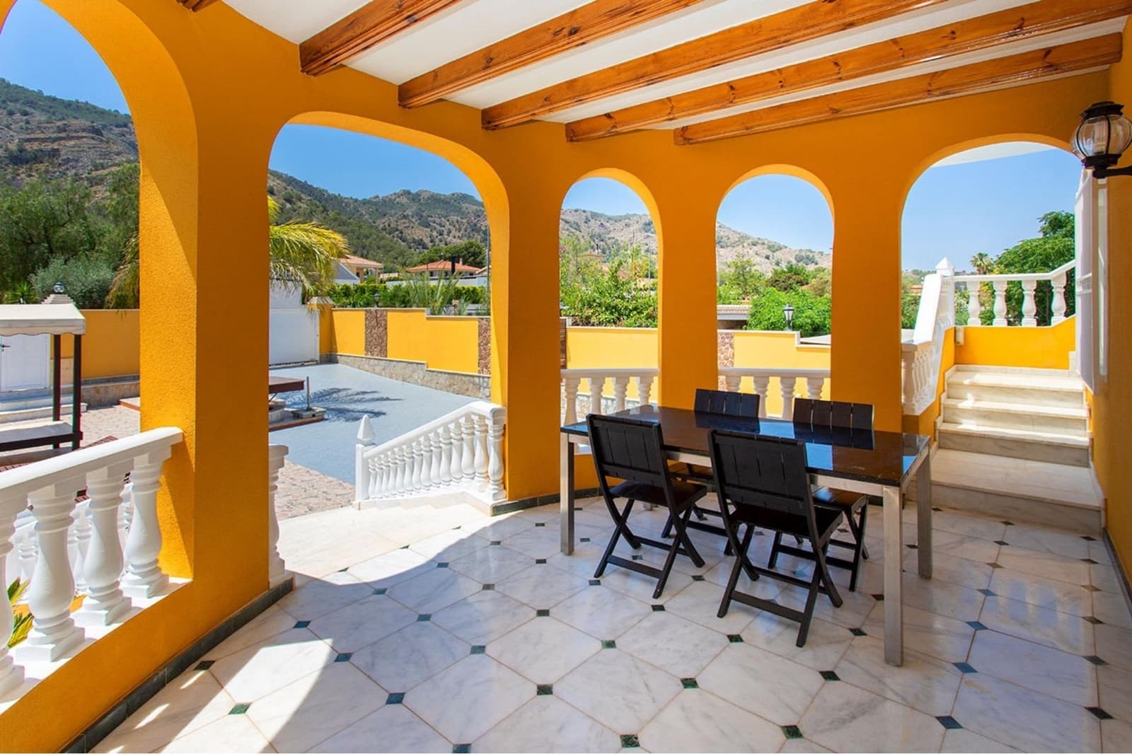 5 sovrum Villa till salu i Orihuela - 490 000 € (Ref: 9931553)