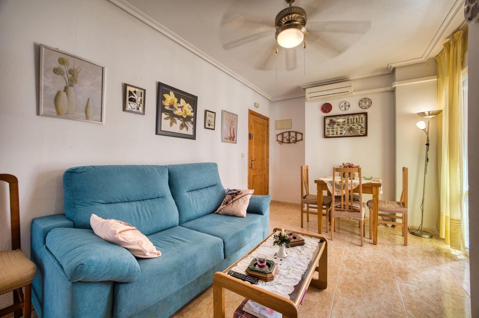 2 bedroom Apartment for sale in Torrevieja - € 127,260 (Ref: 9940004)