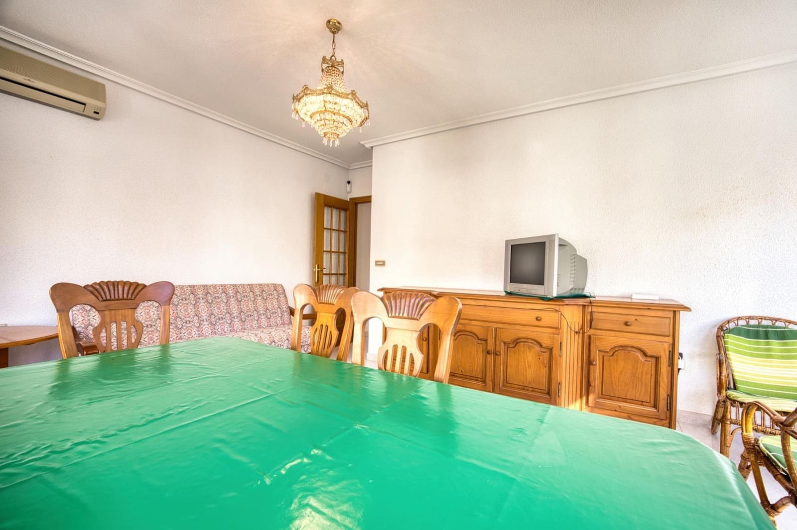 3 sovrum Lägenhet till salu i Torrevieja - 136 000 € (Ref: 9940005)