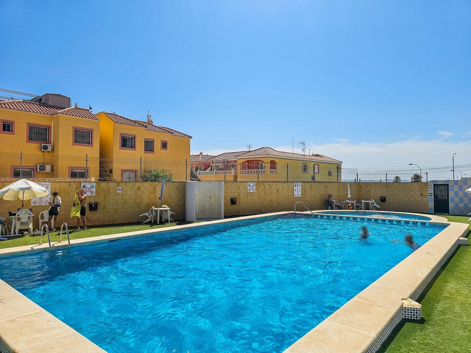 1 quarto Apartamento para venda em Torrevieja com piscina - 90 000 € (Ref: 9954258)