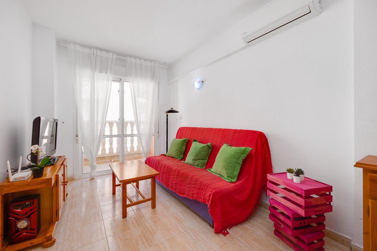 2 bedroom Apartment for sale in Torrevieja with pool - € 139,900 (Ref: 9962741)