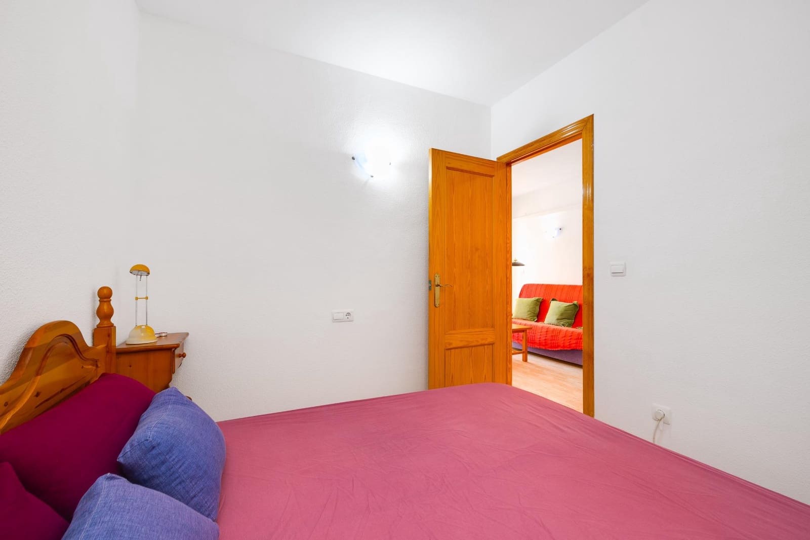 2 bedroom Apartment for sale in Torrevieja with pool - € 139,900 (Ref: 9962741)
