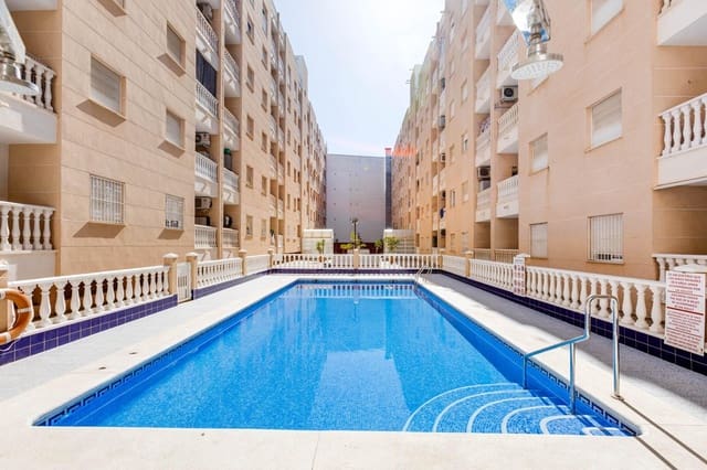 2 chambre Appartement à vendre à Torrevieja avec piscine - 139 900 € (Ref: 9962741)