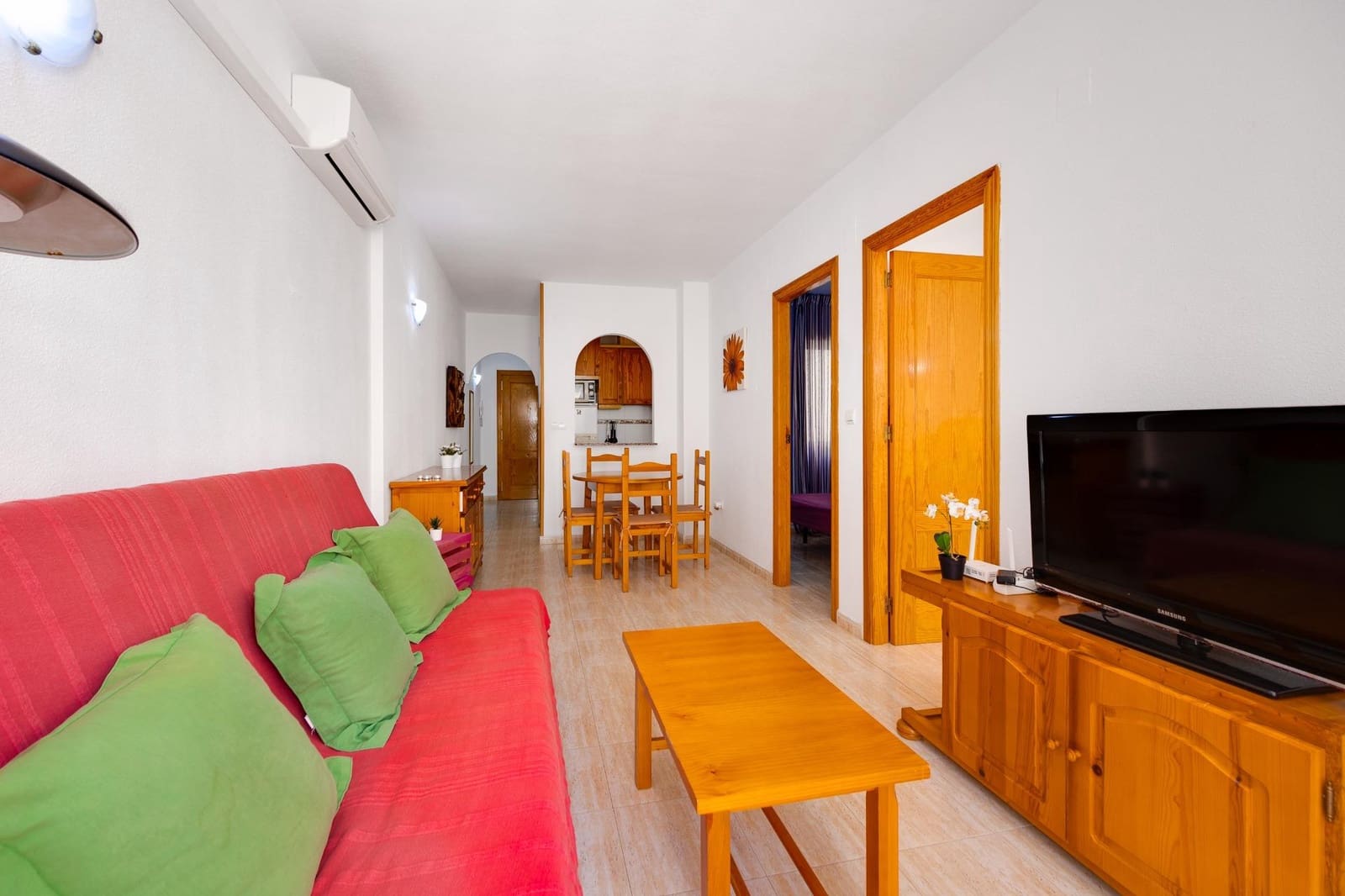 2 bedroom Apartment for sale in Torrevieja with pool - € 139,900 (Ref: 9962741)
