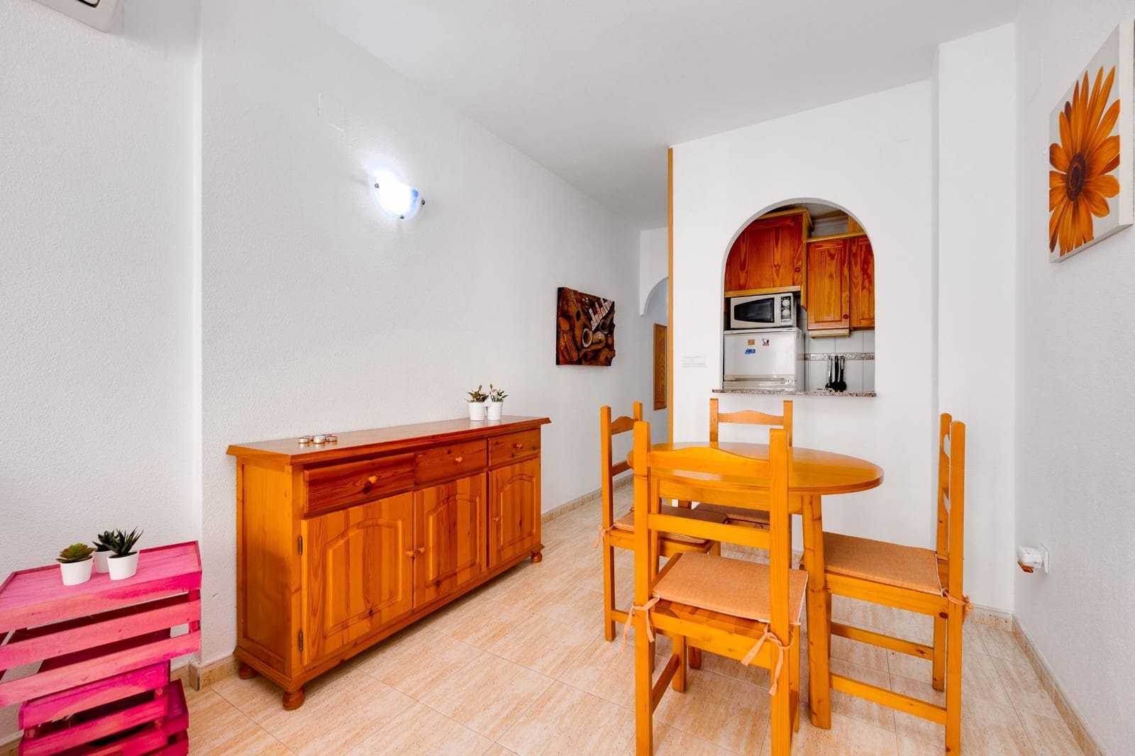 2 bedroom Apartment for sale in Torrevieja with pool - € 139,900 (Ref: 9962741)