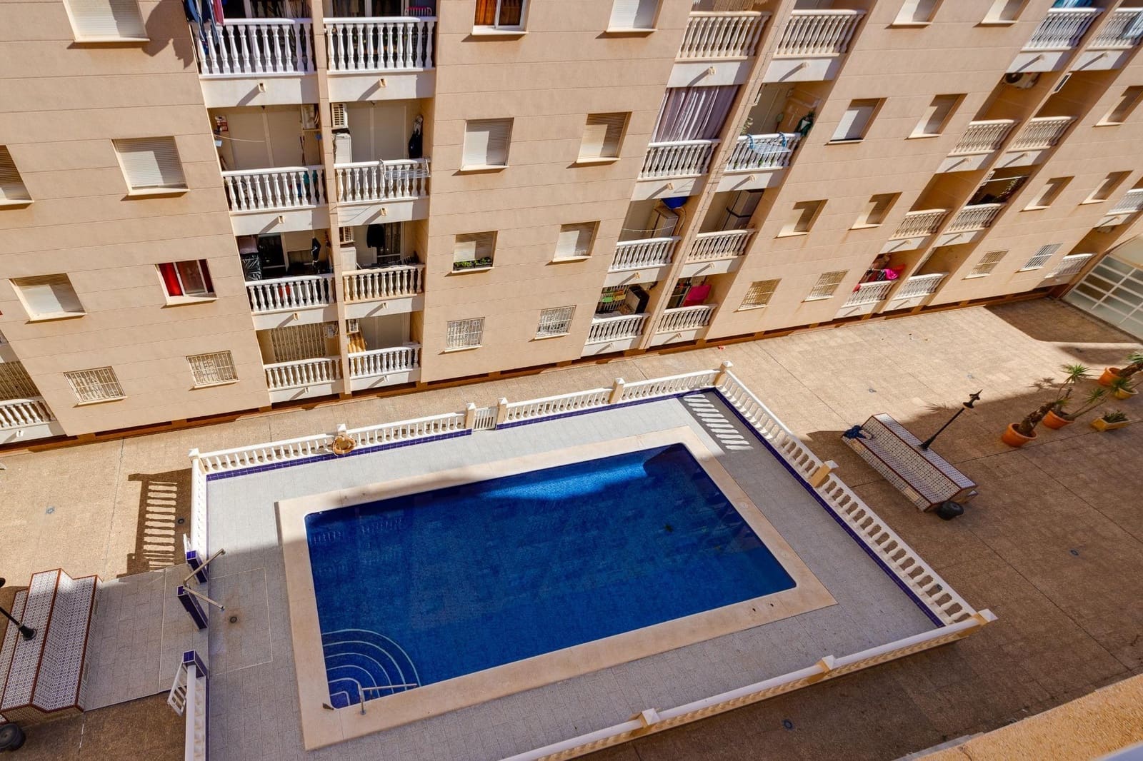 2 bedroom Apartment for sale in Torrevieja with pool - € 139,900 (Ref: 9962741)