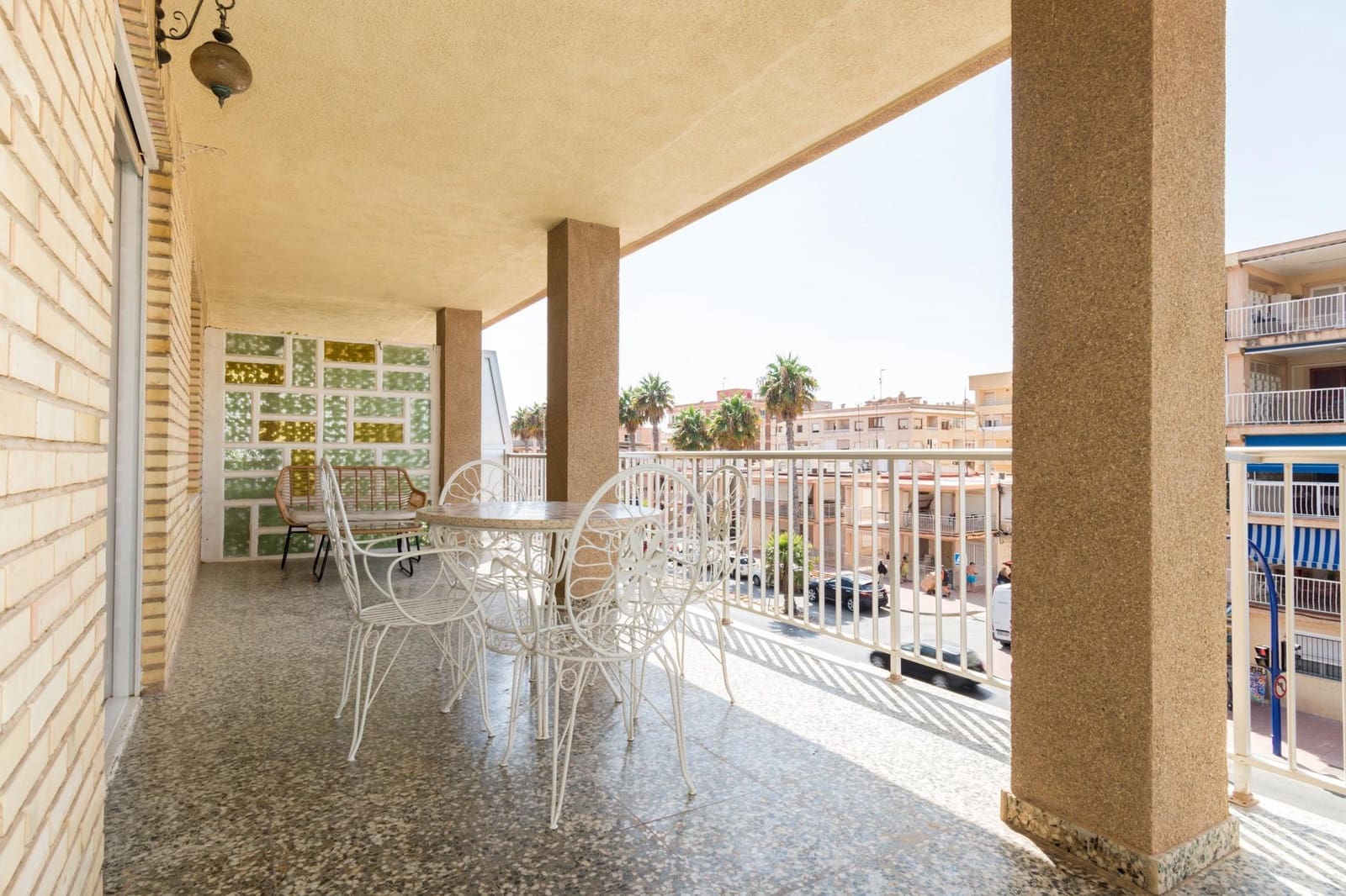 Apartamento de 3 habitaciones en Torrevieja en venta - 250.000 € (Ref: 9990751)