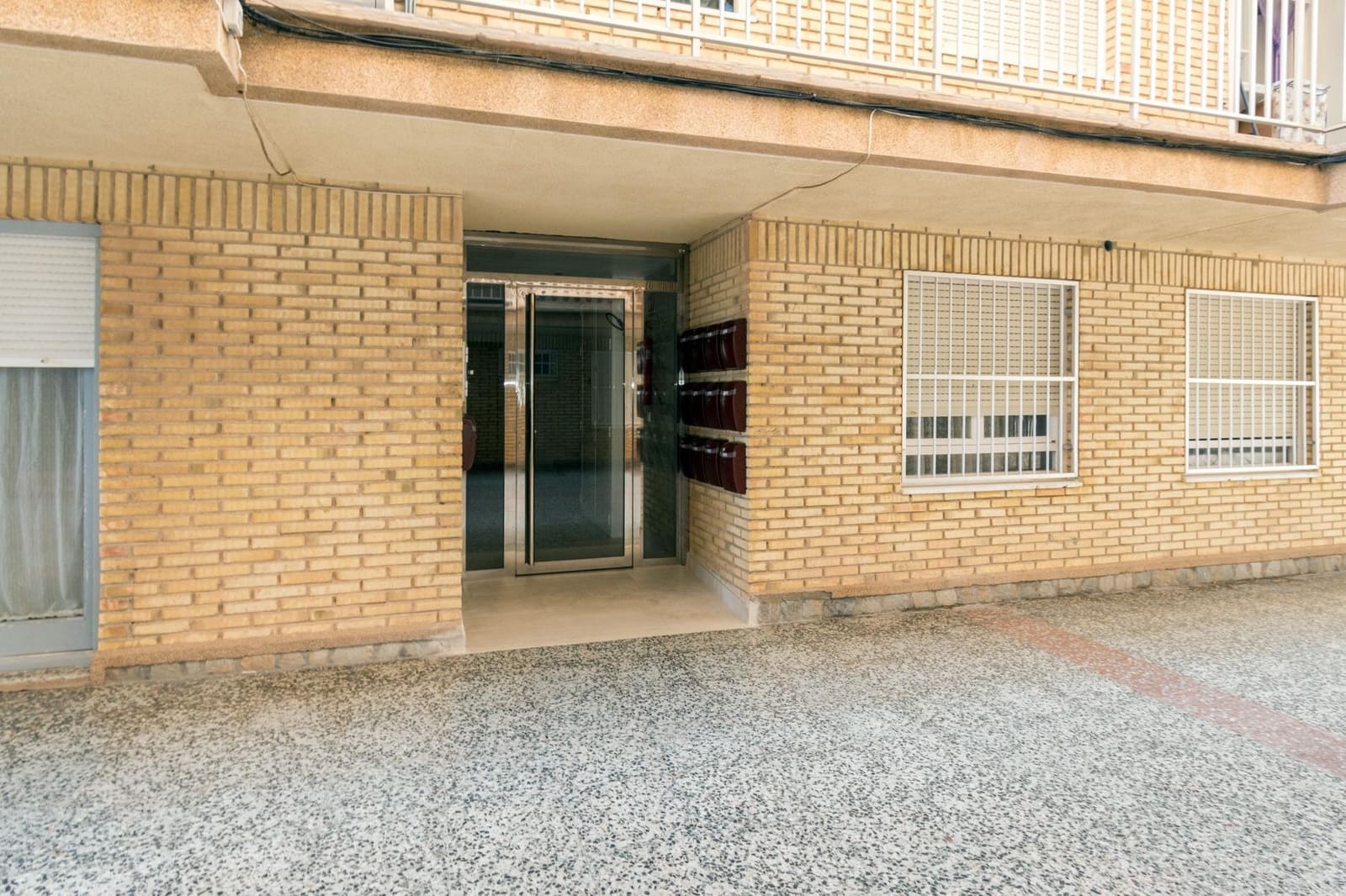 Apartamento de 3 habitaciones en Torrevieja en venta - 250.000 € (Ref: 9990751)