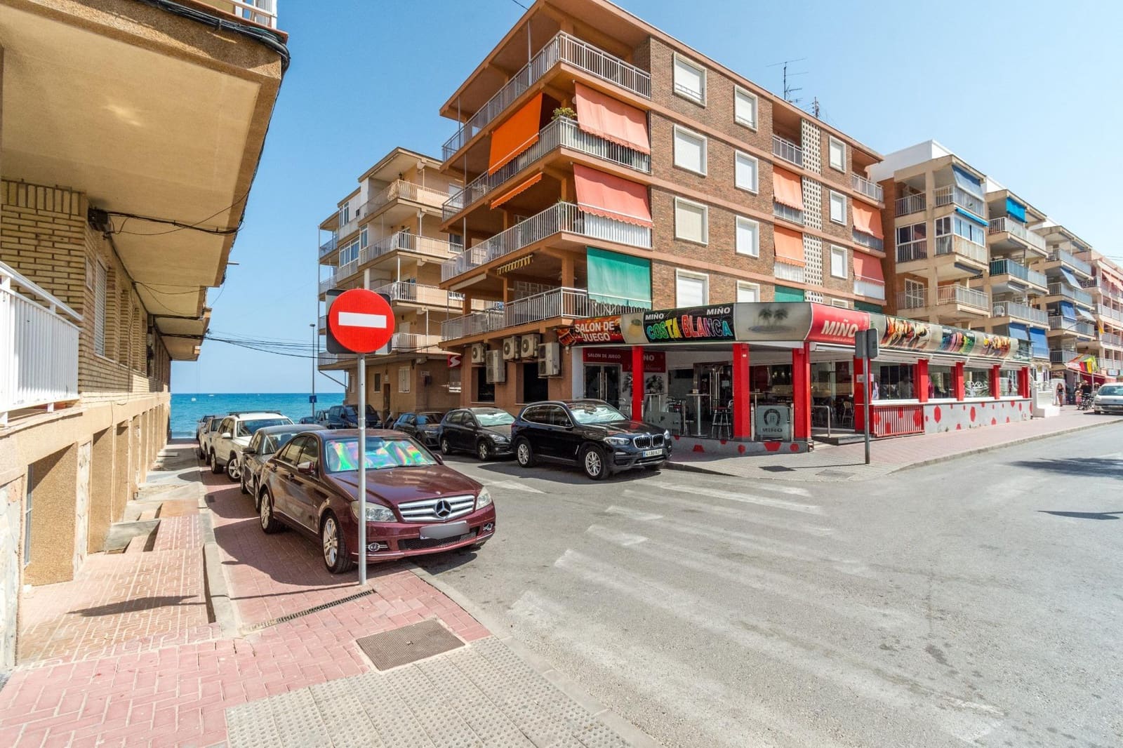 Apartamento de 3 habitaciones en Torrevieja en venta - 250.000 € (Ref: 9990751)