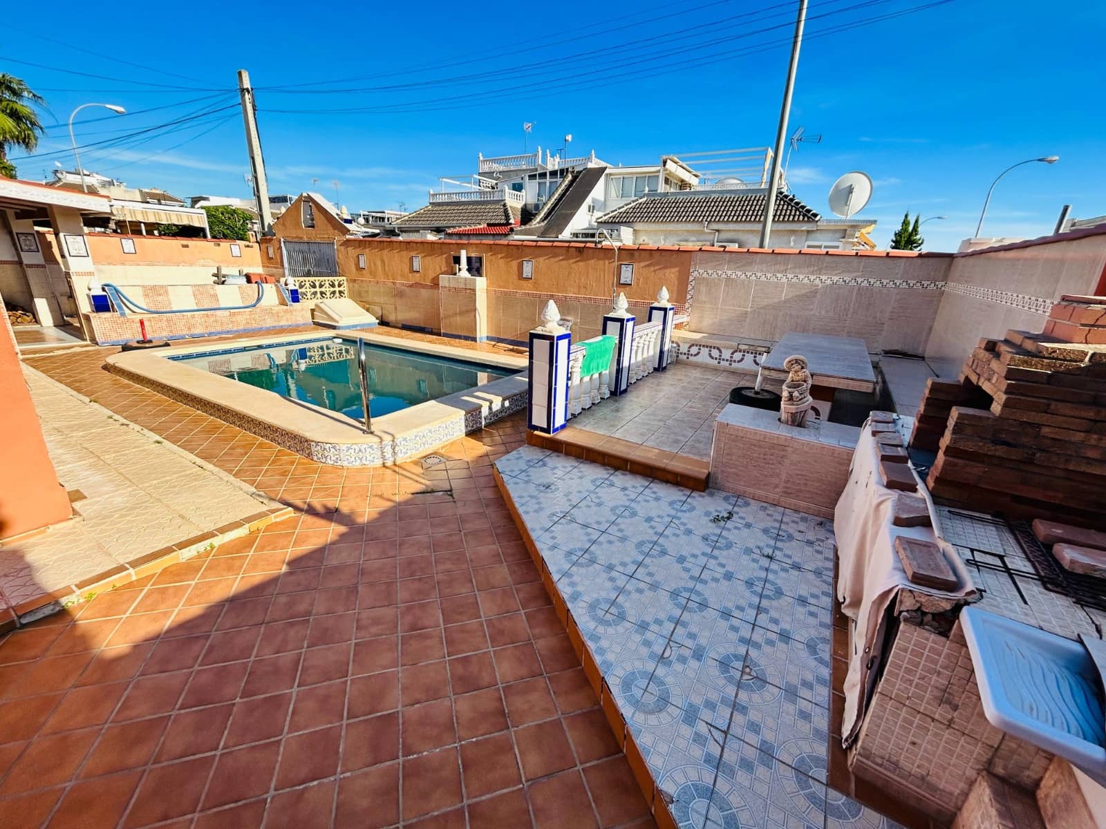2 bedroom Villa for sale in San Luis, Torrevieja with pool € 199,000