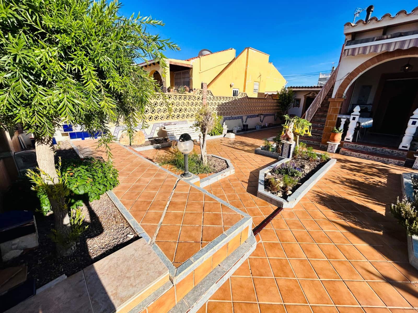 2 bedroom Villa for sale in San Luis, Torrevieja with pool € 199,000