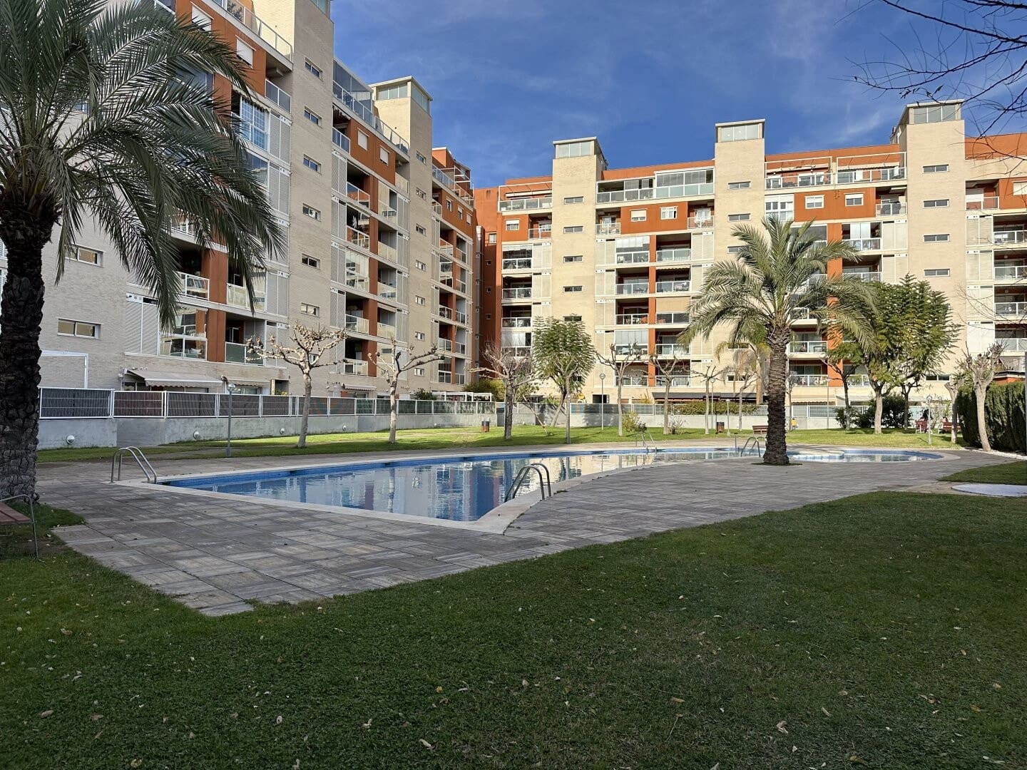 3 soveværelse Lejlighed til salg i Paterna med swimmingpool garage - € 425.000 (Ref: 8756337)