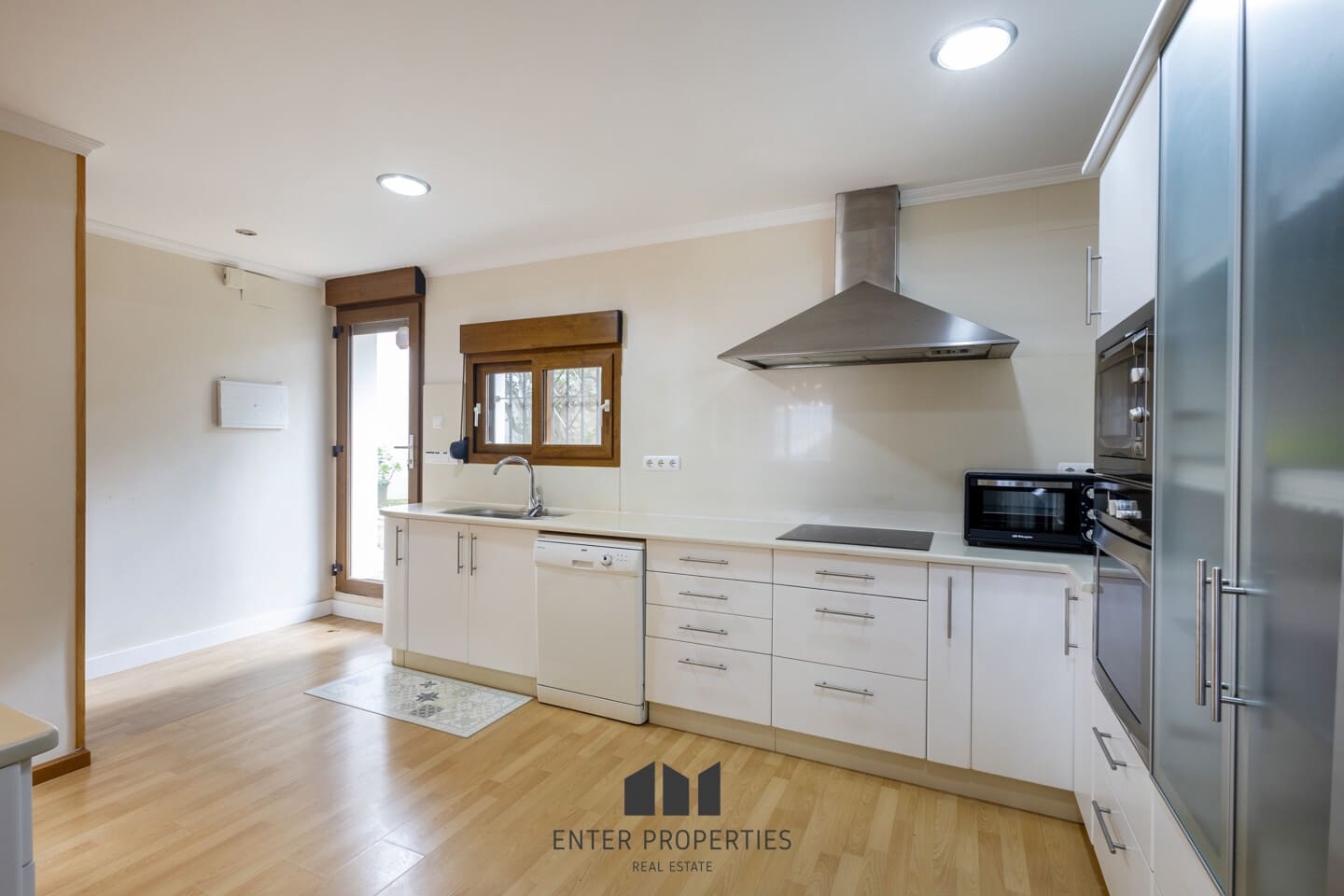 5 soverom Villa til salgs i Denia med svømmebasseng - € 580 000 (Ref: 8758576)