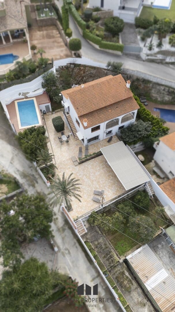 5 soverom Villa til salgs i Denia med svømmebasseng - € 580 000 (Ref: 8758576)