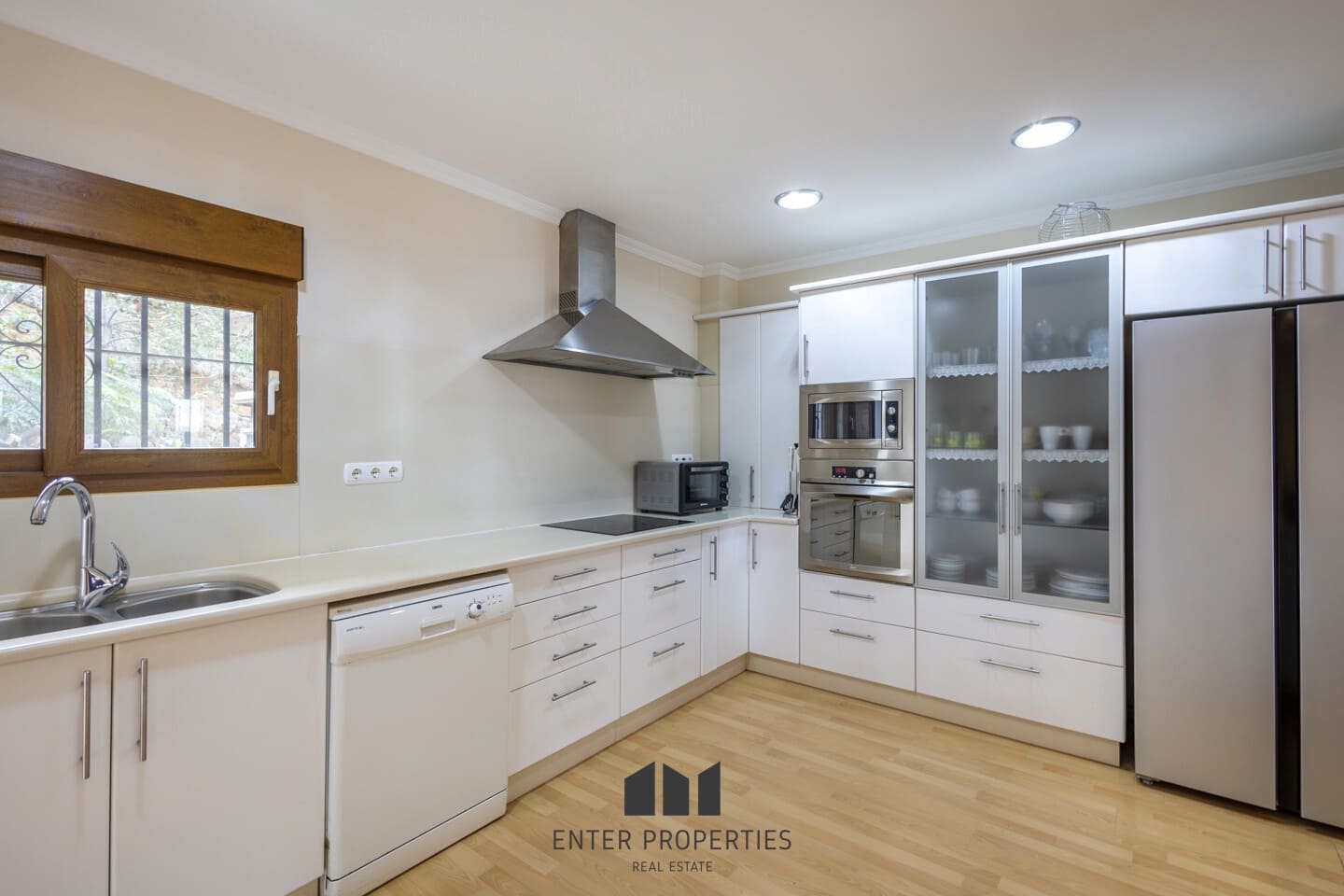 5 soverom Villa til salgs i Denia med svømmebasseng - € 580 000 (Ref: 8758576)