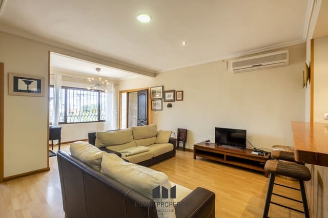 5 soverom Villa til salgs i Dénia med svømmebasseng - € 580 000 (Ref: 8758576)