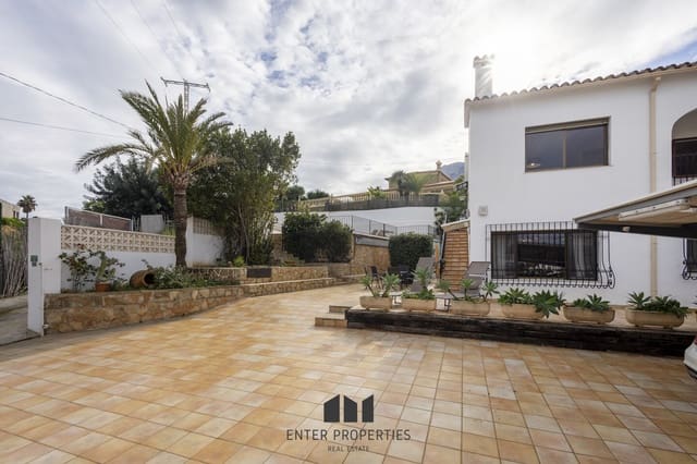 5 soverom Villa til salgs i Dénia med svømmebasseng - € 580 000 (Ref: 8758576)