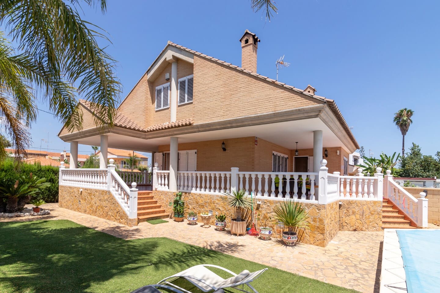 4 slaapkamer Villa te koop in Canet d'En Berenguer met zwembad garage - € 618.000 (Ref: 8758587)