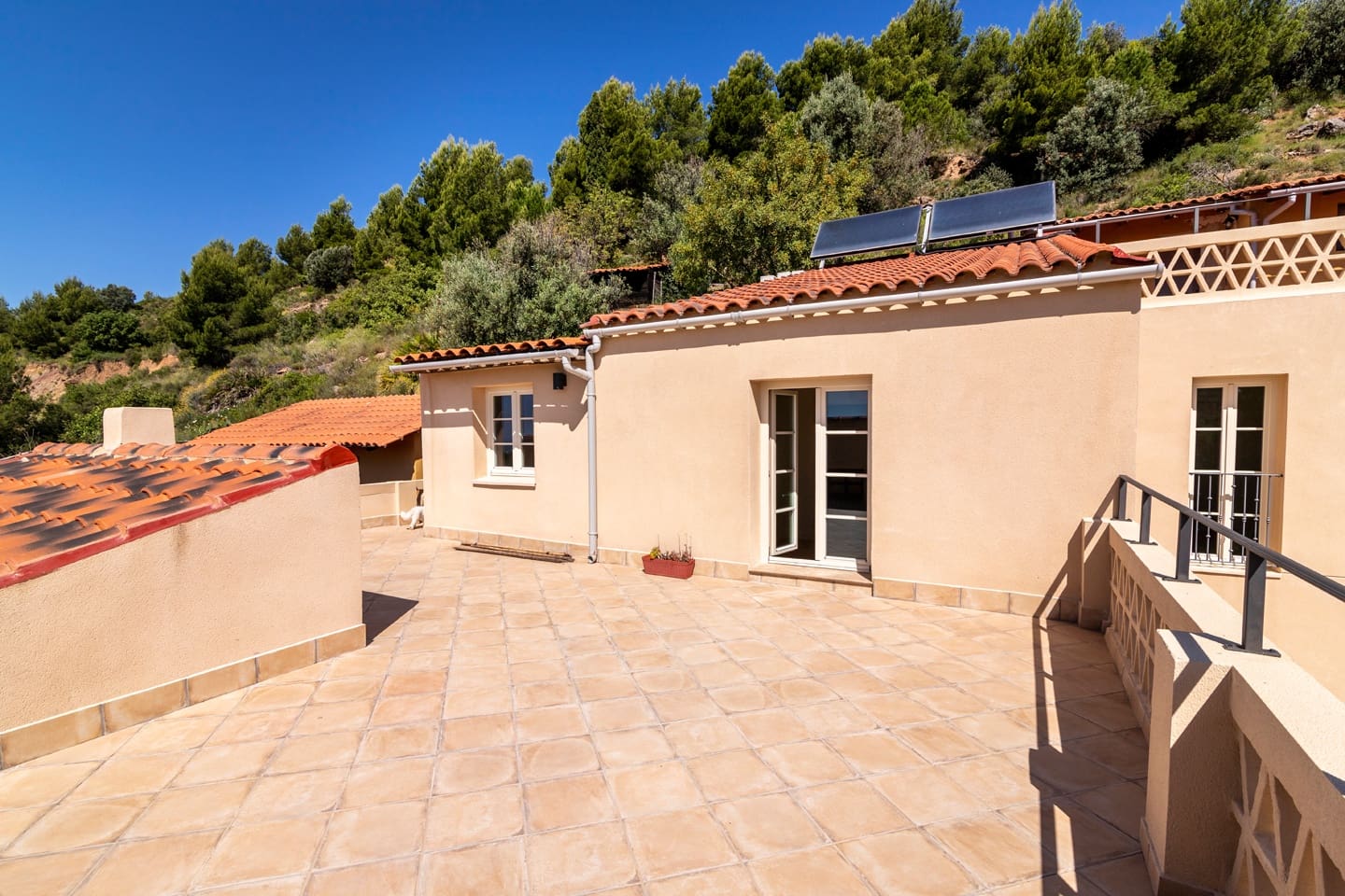 16 soverom Villa til salgs i Naquera med svømmebasseng garasje - € 3 650 000 (Ref: 8758588)