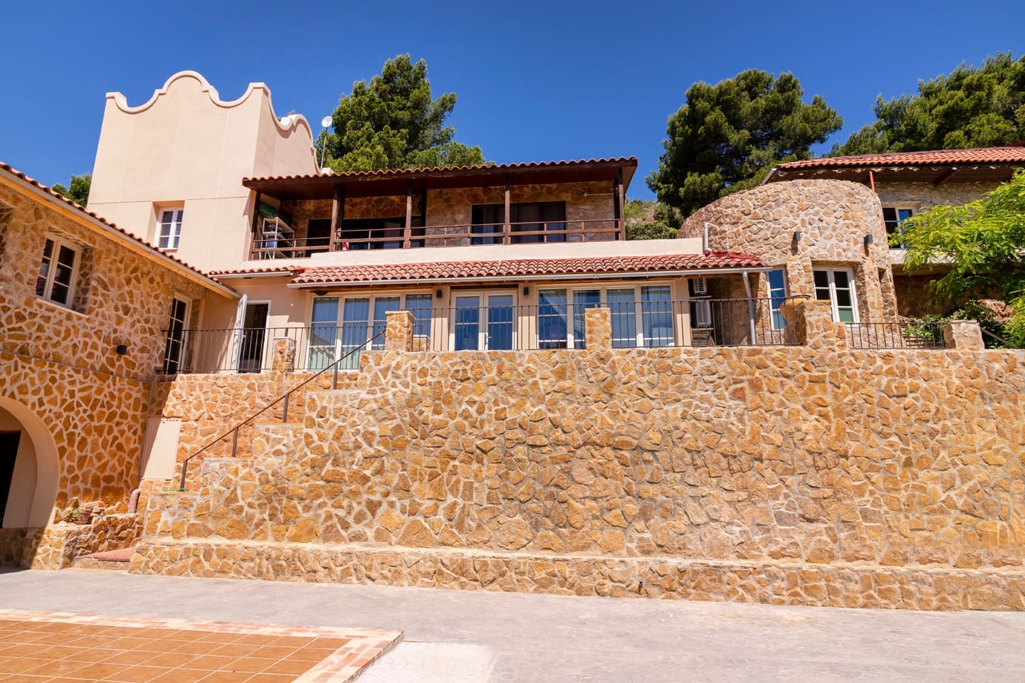 16 soverom Villa til salgs i Naquera med svømmebasseng garasje - € 3 650 000 (Ref: 8758588)