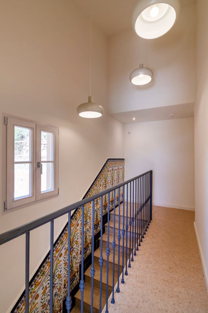 16 soverom Villa til salgs i Naquera med svømmebasseng garasje - € 3 650 000 (Ref: 8758588)