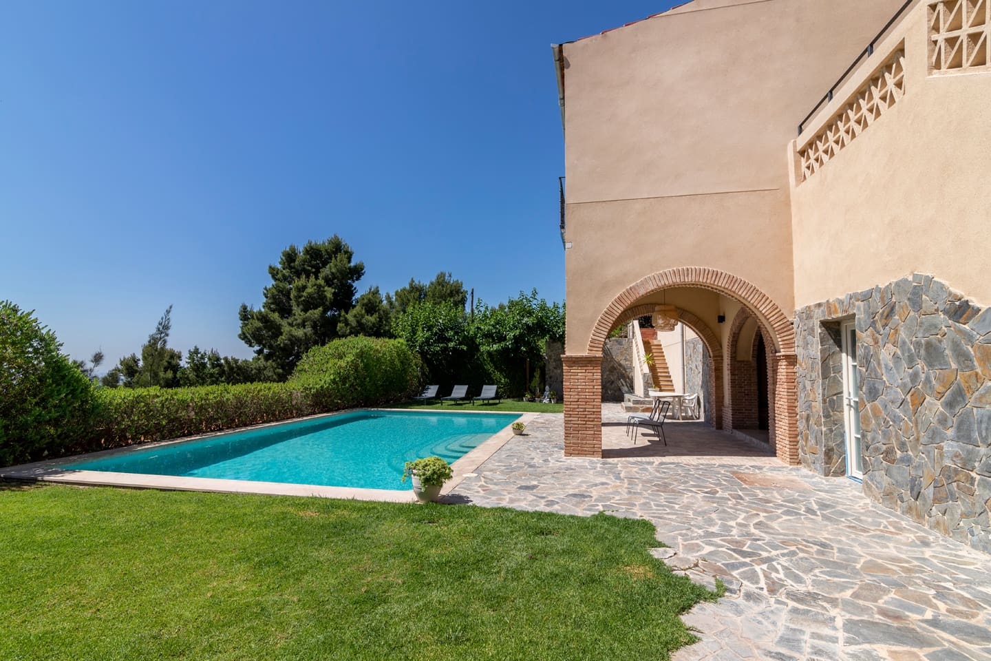 16 soverom Villa til salgs i Naquera med svømmebasseng garasje - € 3 650 000 (Ref: 8758588)