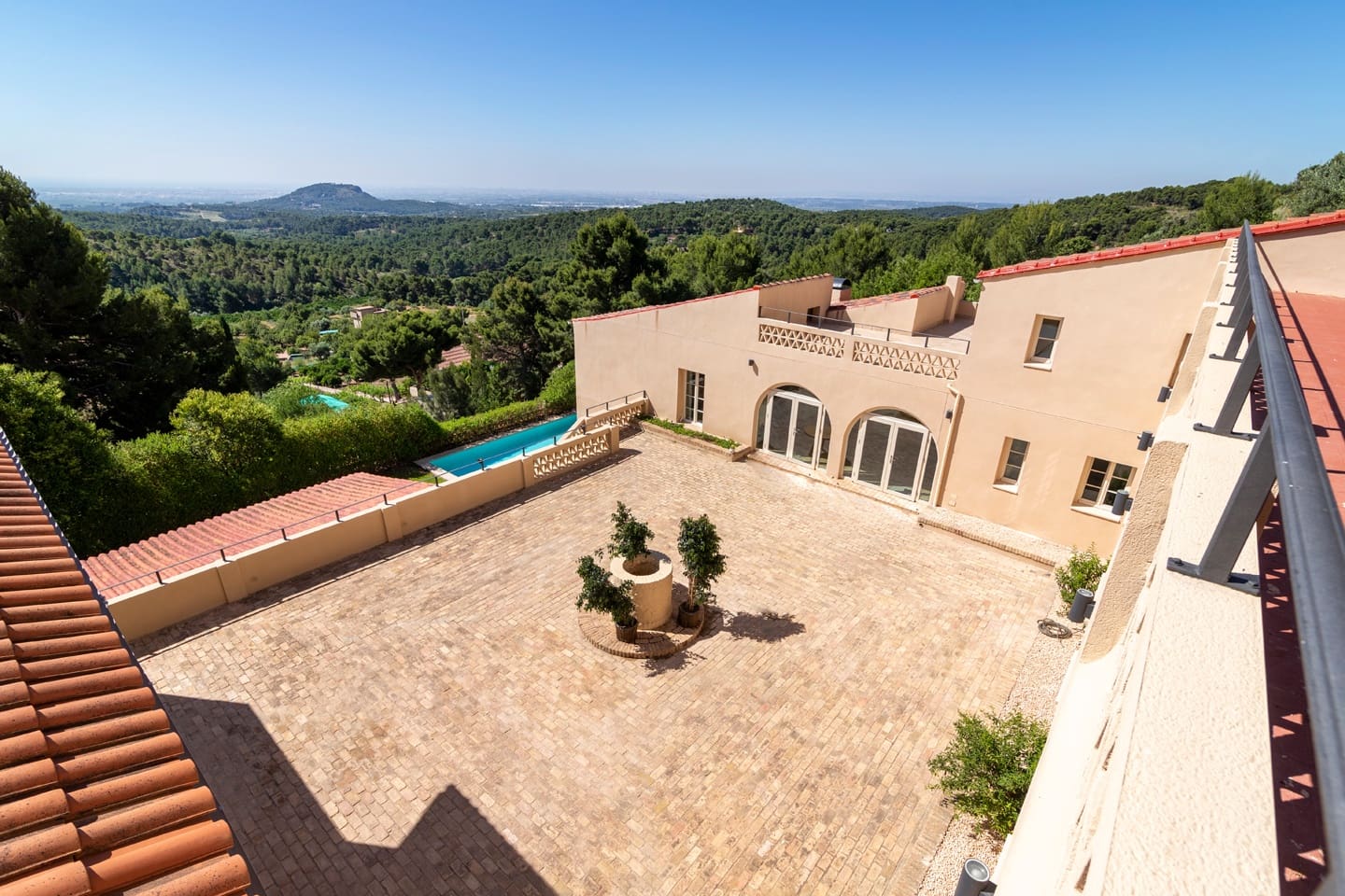 16 soverom Villa til salgs i Naquera med svømmebasseng garasje - € 3 650 000 (Ref: 8758588)