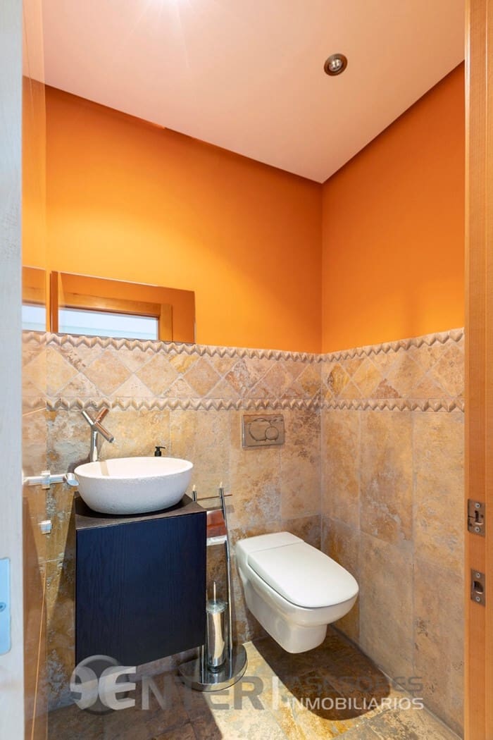 4 chambre Villa/Maison à vendre à Gilet avec piscine garage - 795 000 € (Ref: 8758591)