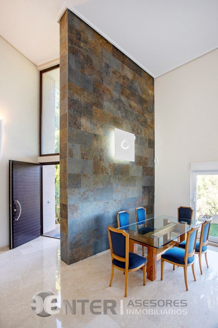 4 chambre Villa/Maison à vendre à Gilet avec piscine garage - 795 000 € (Ref: 8758591)