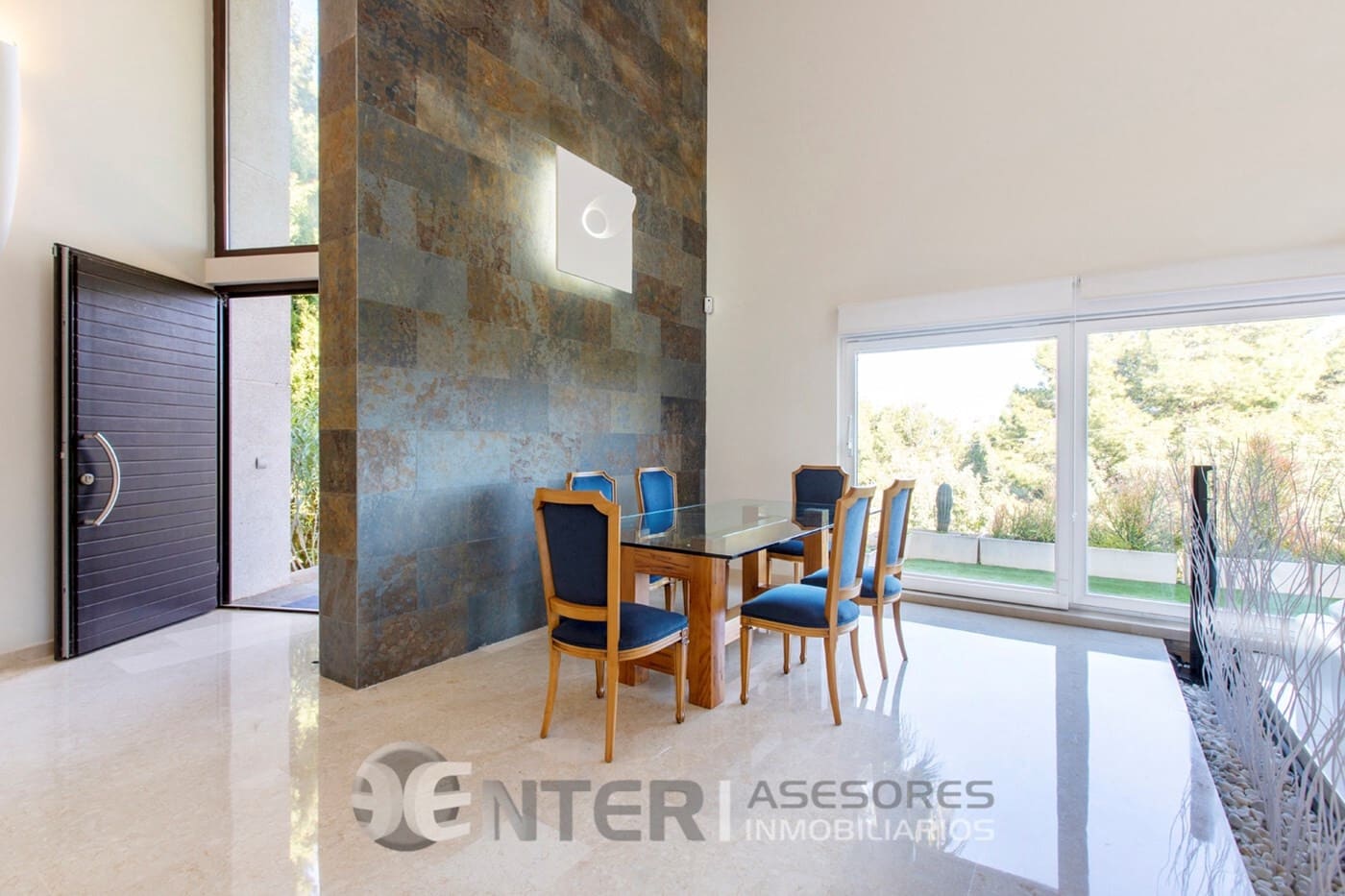 4 chambre Villa/Maison à vendre à Gilet avec piscine garage - 795 000 € (Ref: 8758591)