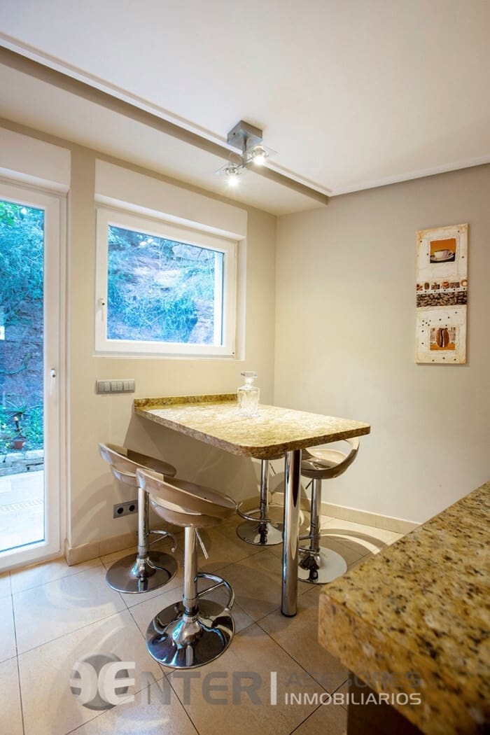 4 chambre Villa/Maison à vendre à Gilet avec piscine garage - 795 000 € (Ref: 8758591)