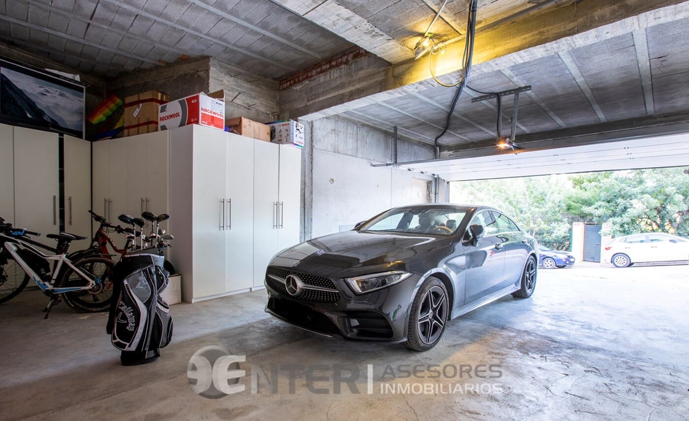 4 chambre Villa/Maison à vendre à Gilet avec piscine garage - 795 000 € (Ref: 8758591)