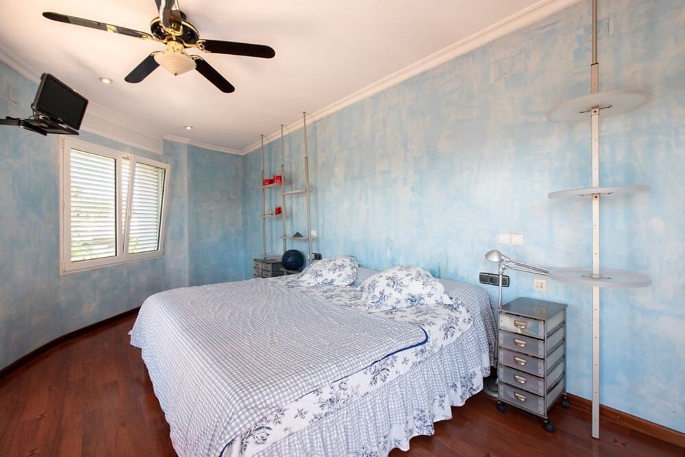 5 slaapkamer Villa te koop in Serra met zwembad garage - € 790.000 (Ref: 8758592)