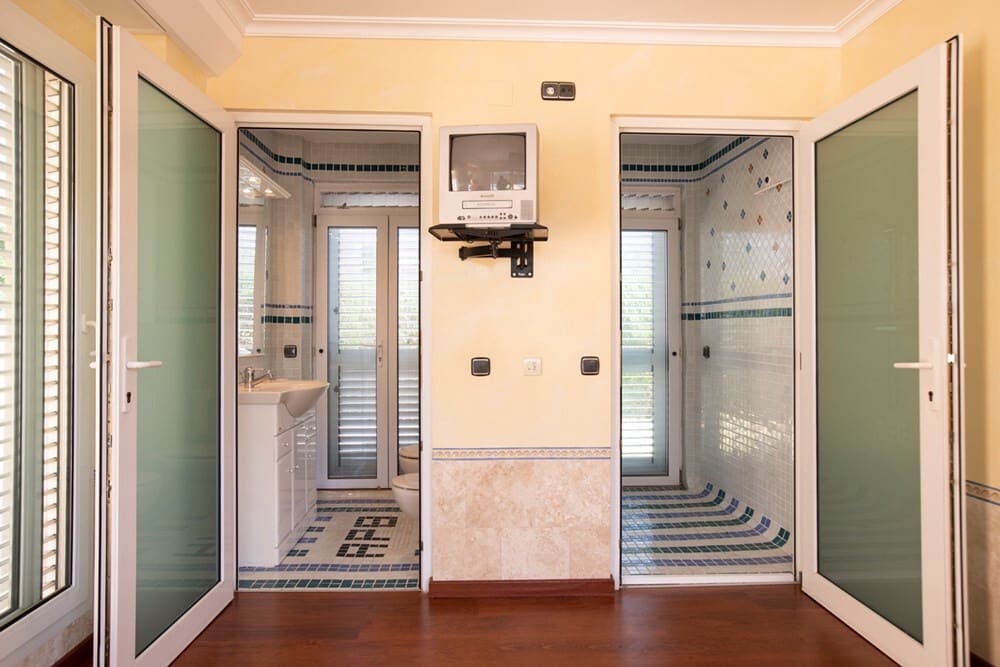 5 slaapkamer Villa te koop in Serra met zwembad garage - € 790.000 (Ref: 8758592)