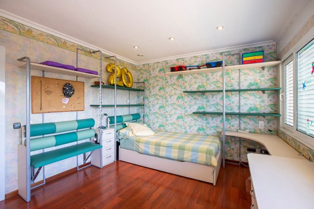 5 slaapkamer Villa te koop in Serra met zwembad garage - € 790.000 (Ref: 8758592)