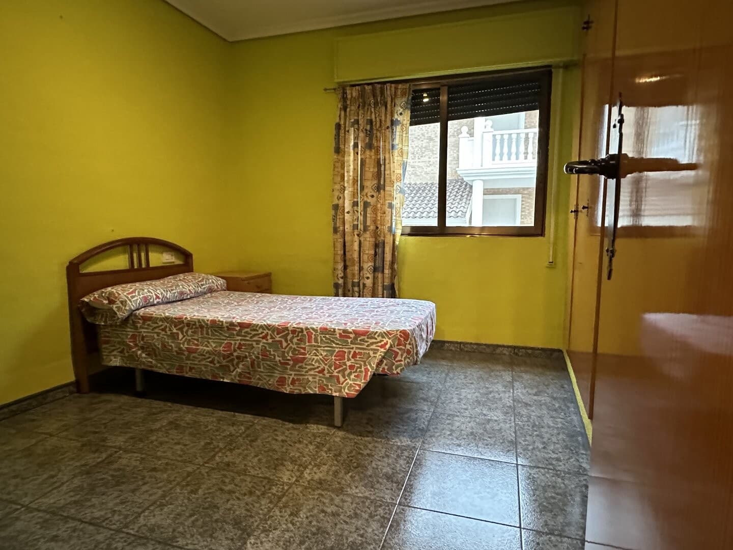 5 makuuhuone Huvila myytävänä paikassa Chilches mukana 
autotalli - 260 000 € (Ref: 8758594)