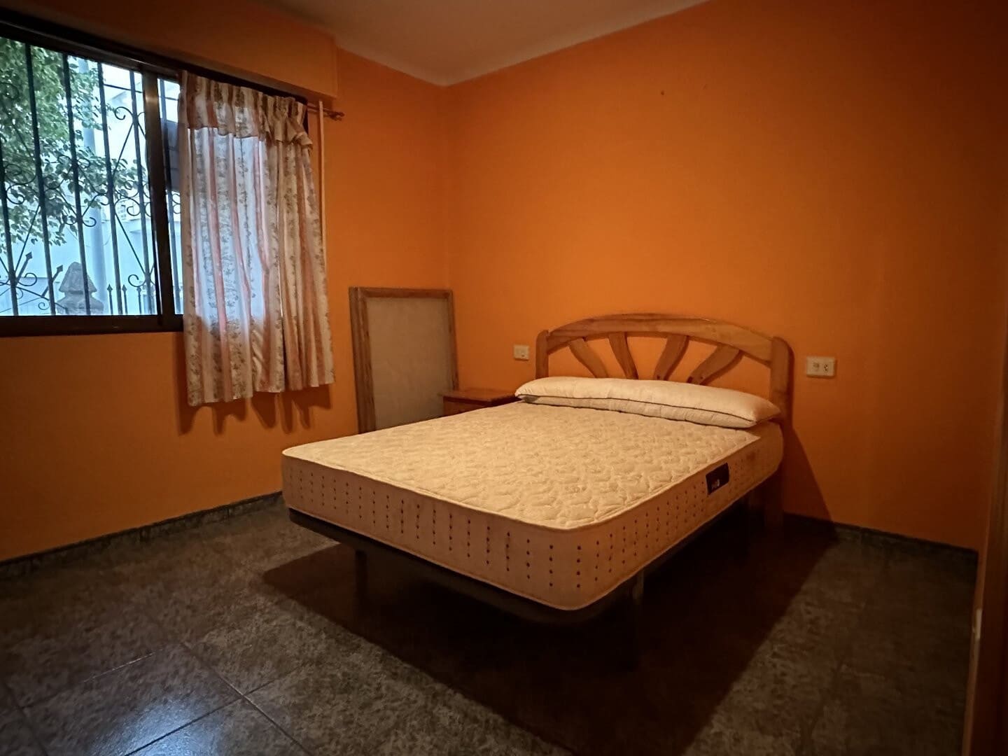 5 makuuhuone Huvila myytävänä paikassa Chilches mukana 
autotalli - 260 000 € (Ref: 8758594)