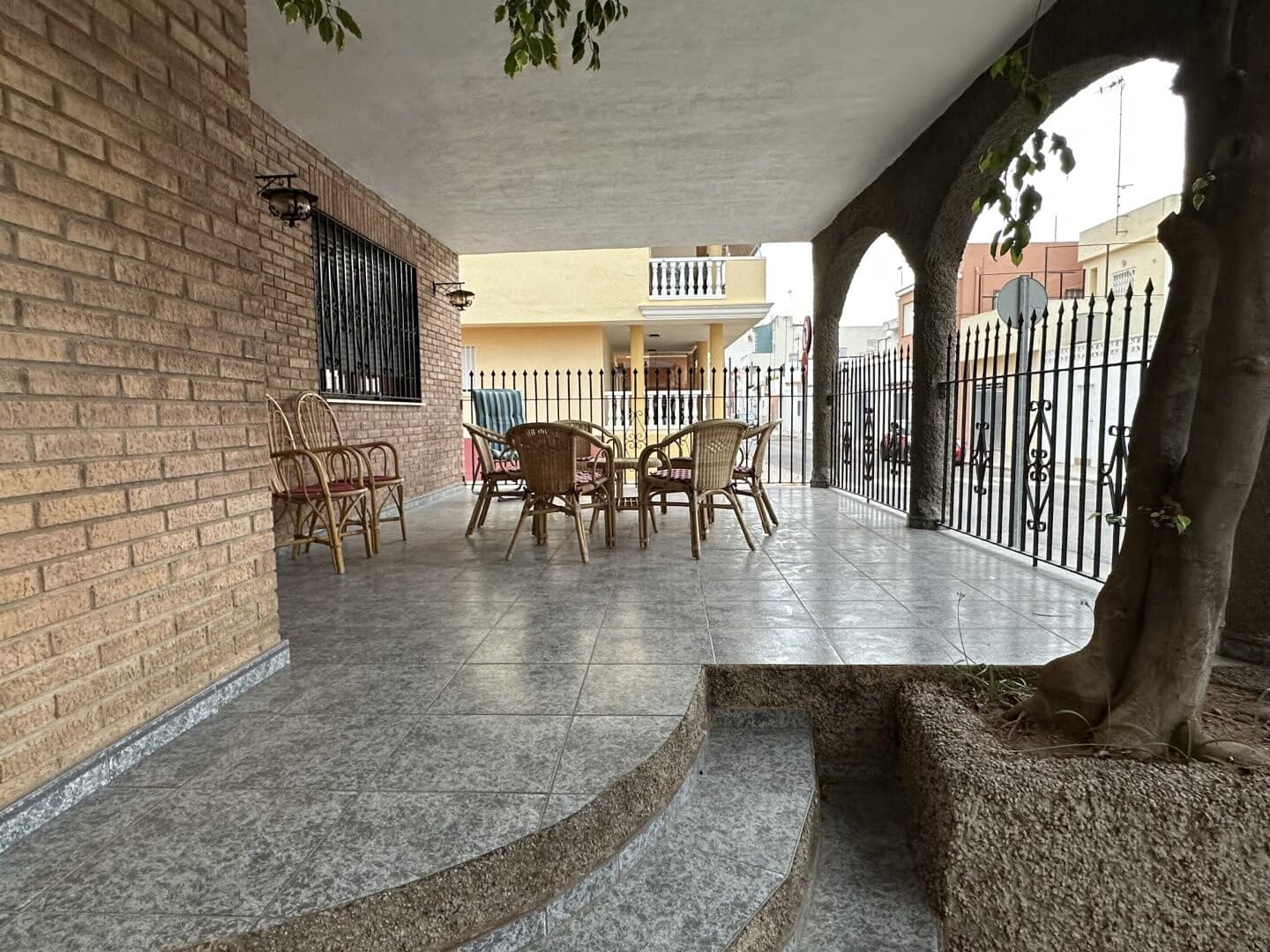 5 makuuhuone Huvila myytävänä paikassa Chilches mukana 
autotalli - 260 000 € (Ref: 8758594)