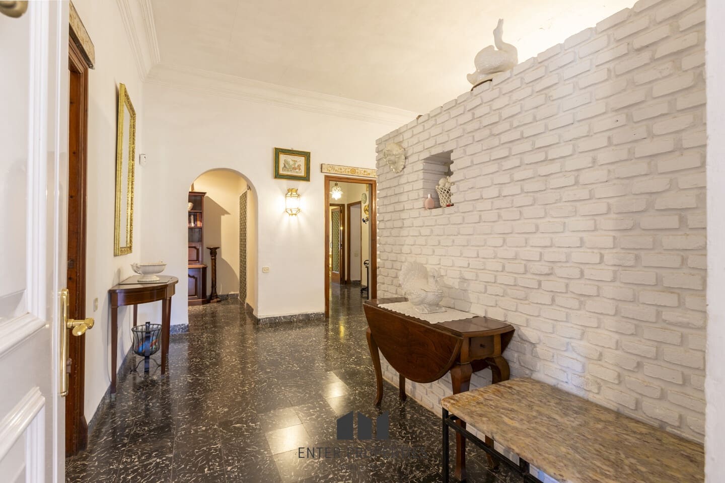 6 soverom Villa til salgs i Naquera med svømmebasseng garasje - € 900 000 (Ref: 8759475)