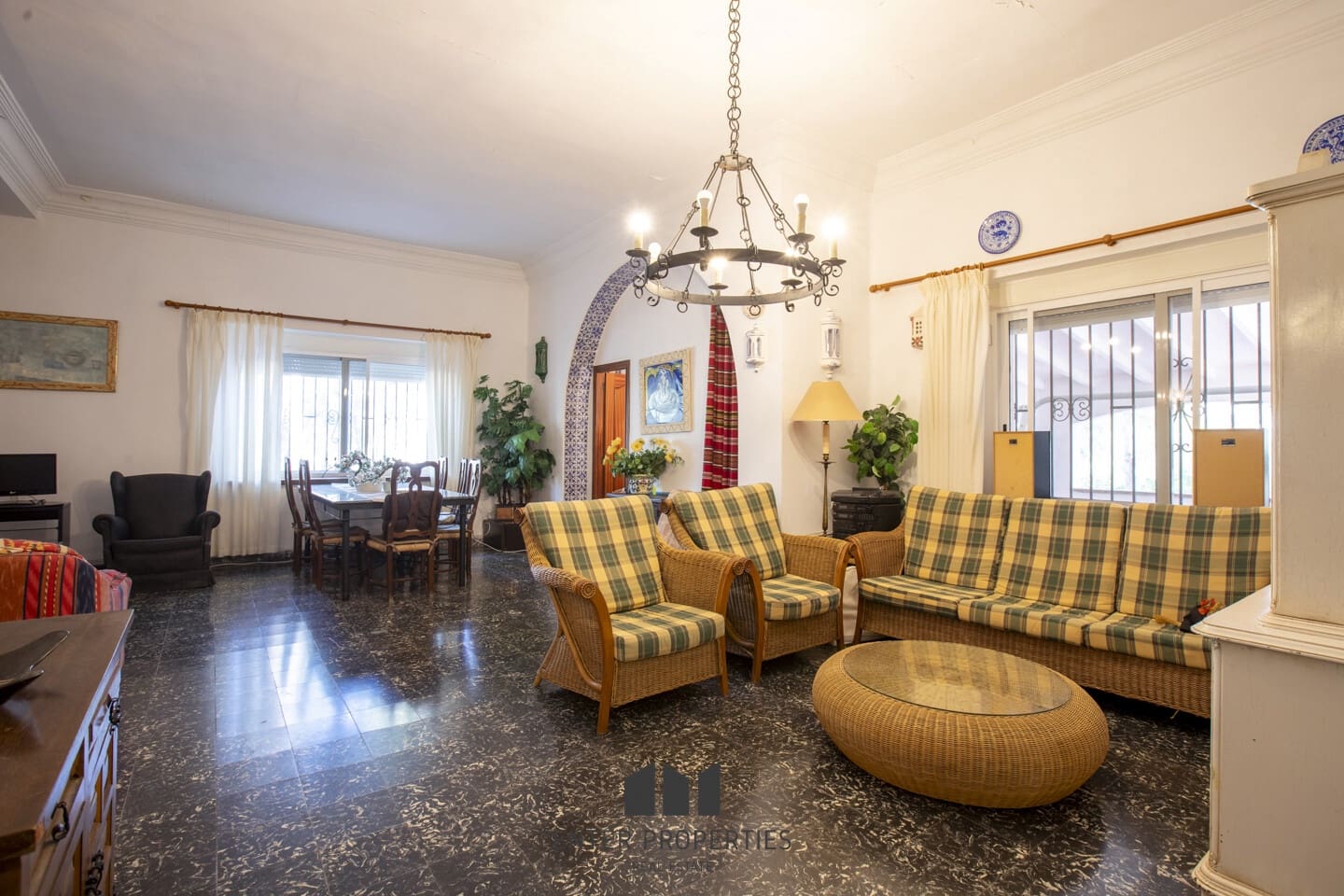 6 soverom Villa til salgs i Naquera med svømmebasseng garasje - € 900 000 (Ref: 8759475)